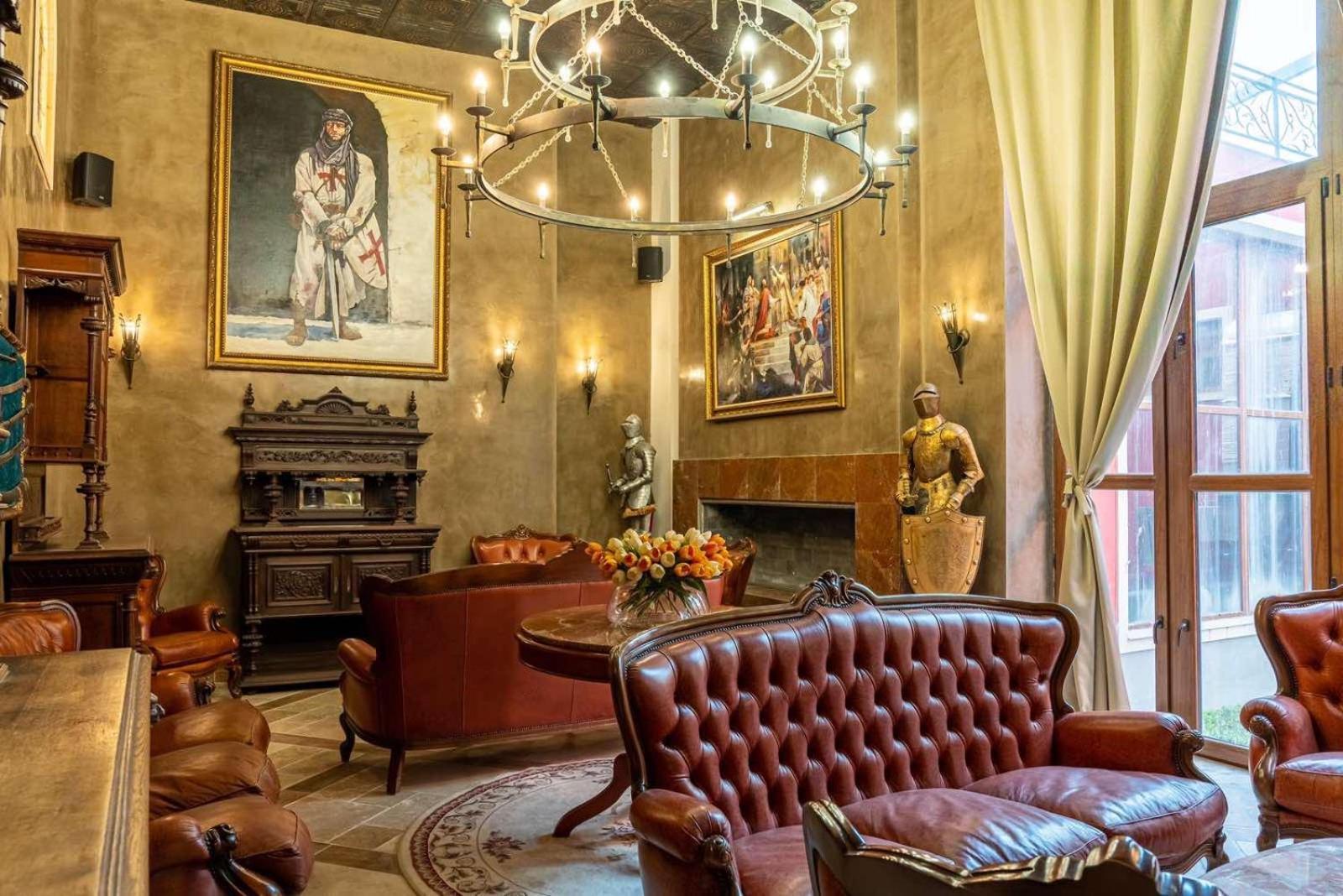Alchemist Residence Von Goldenburg Belashtitsa Eksteriør billede